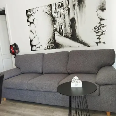 Semesterbostad House Mara